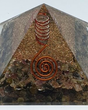 Piramide Orgonite con Tormalina